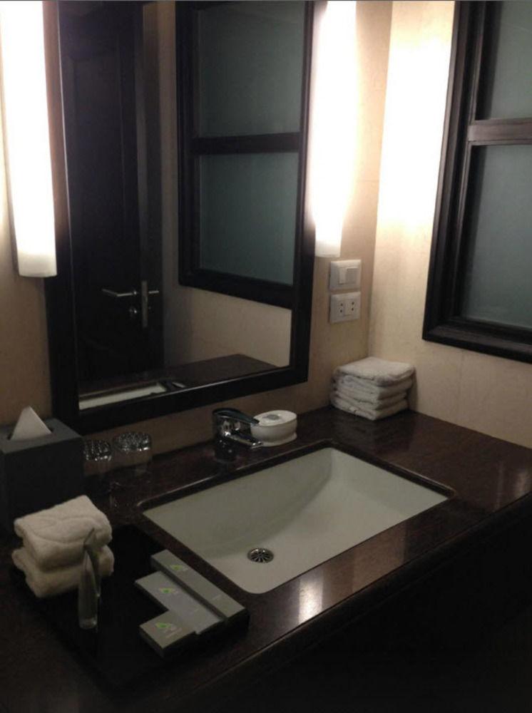 Leisure Inn Grand Chanakya Jaipur Extérieur photo