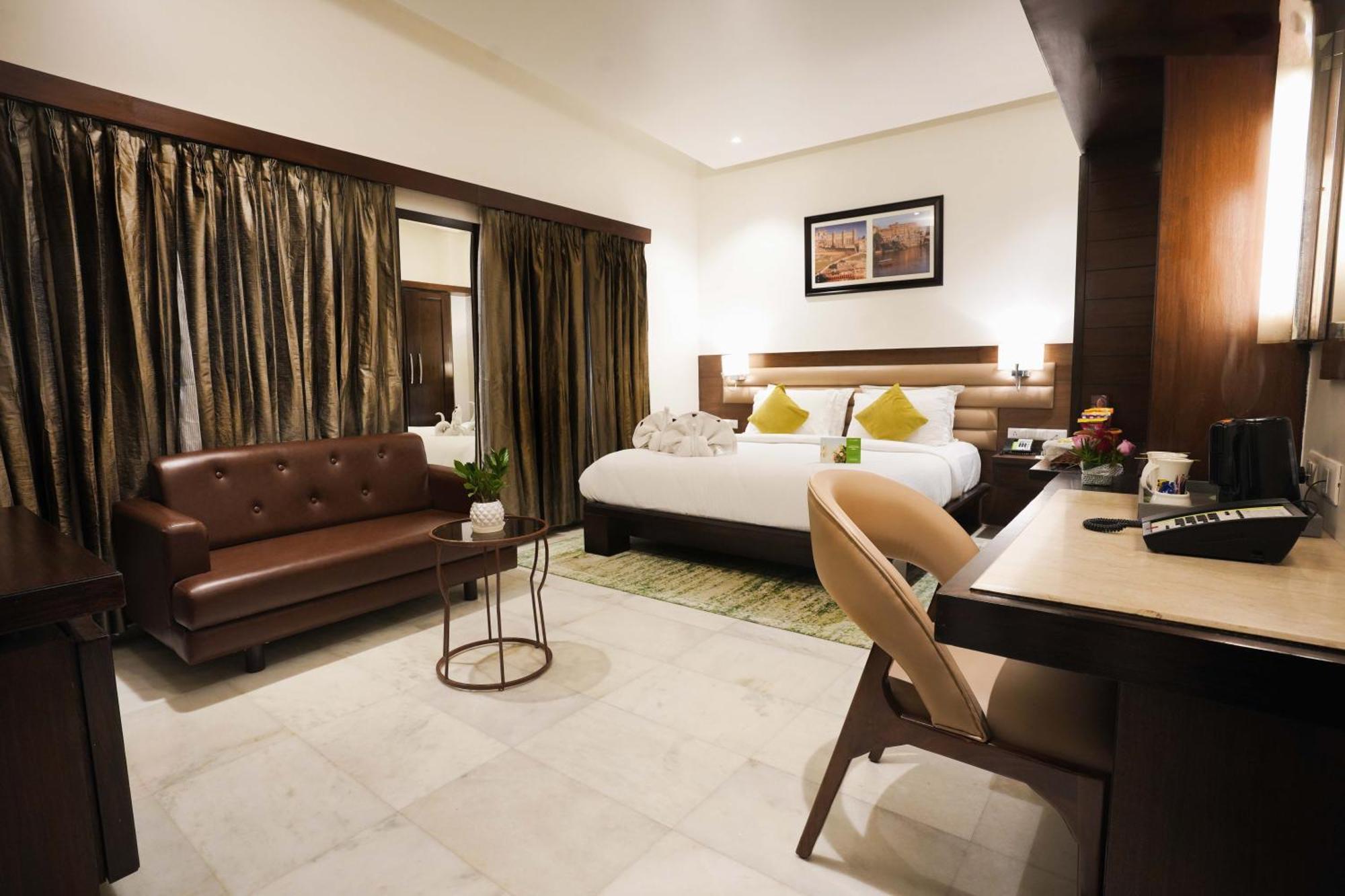 Leisure Inn Grand Chanakya Jaipur Extérieur photo